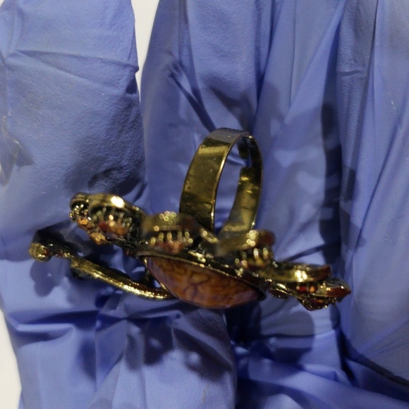 Vintage Peacock Ring – Brown Gemstones & Center Stone – Adjustable Women Jewelry - Picture 7 of 10